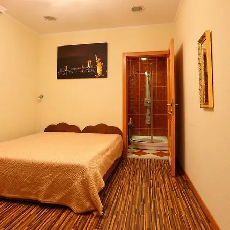 Napfeny Panzio Es Rendezvenyhaz Guest house *